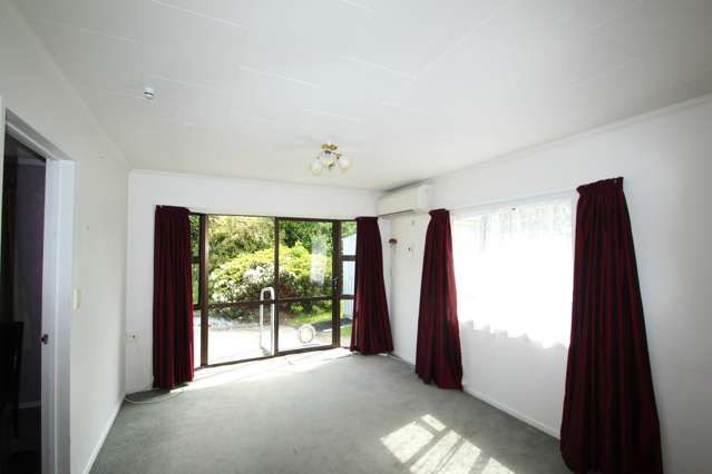 4/23 Devon Street Stoke_3