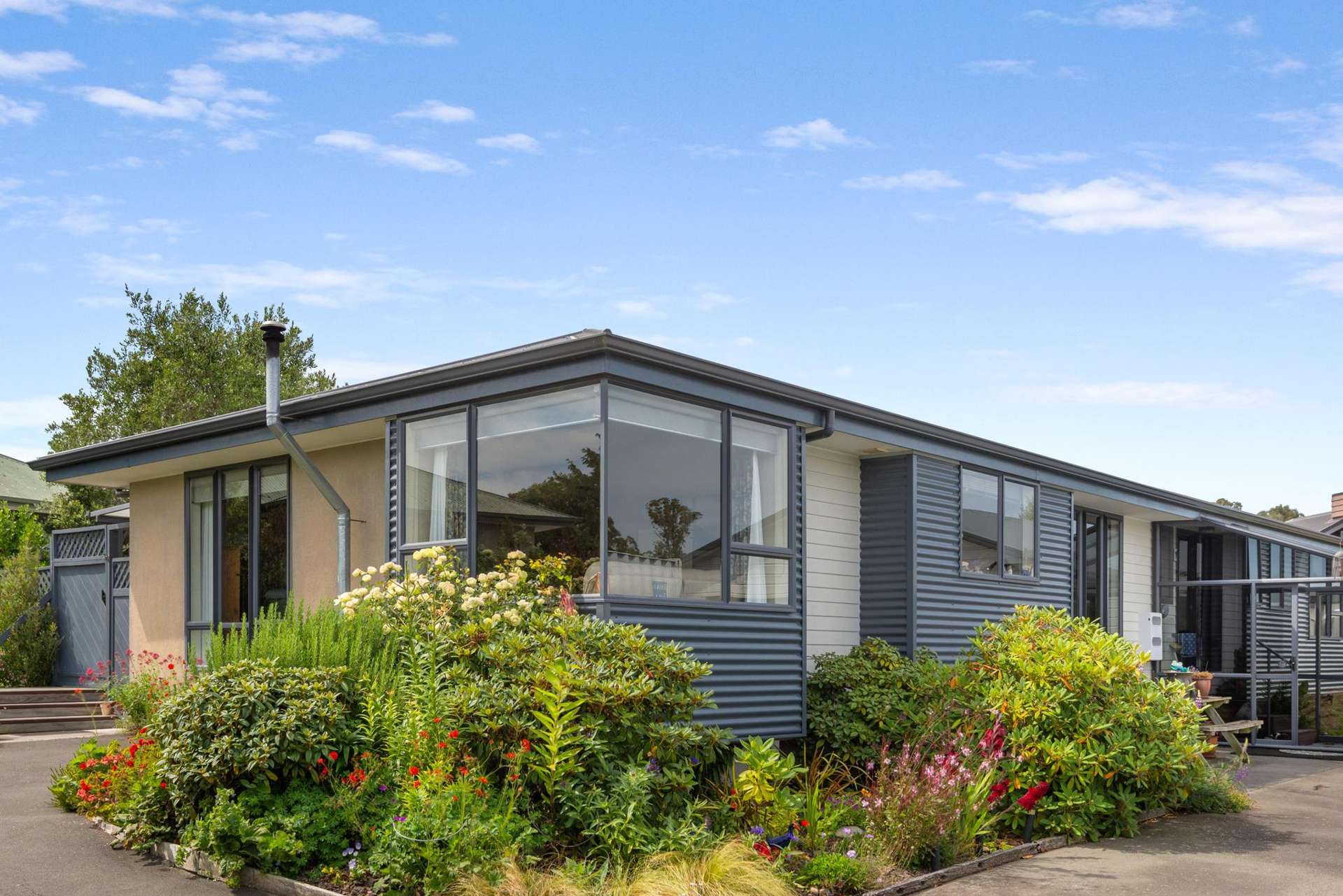 60 Essex Street Weston_0