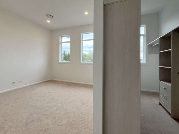 30 Kenmure Avenue 10877_17