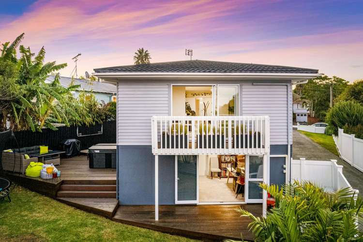 11 Tahi Terrace Glen Eden_12