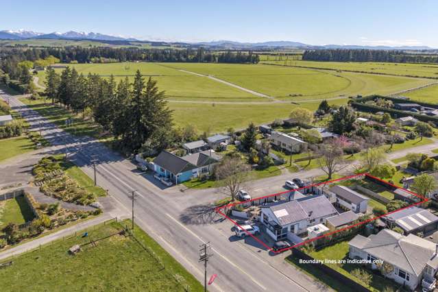 Iconic investment opportunity (land and buildings)