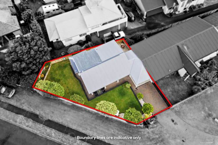 1 Gilshennan Valley Red Beach_17