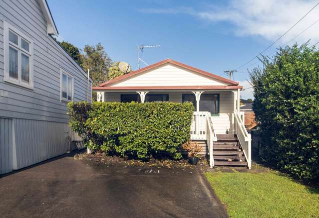 2-Bedroom in Glen Eden