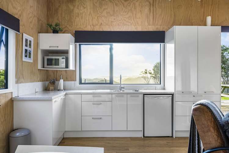 2368 Wairamarama Onewhero Road Glen Murray_5