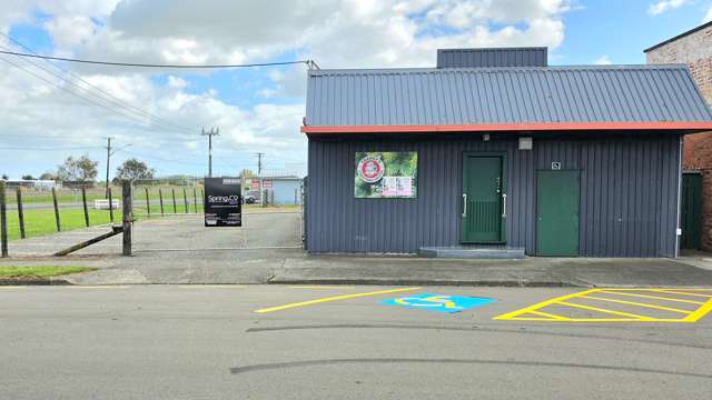 Unlock the Potential – Industrial Space with Secure Yard