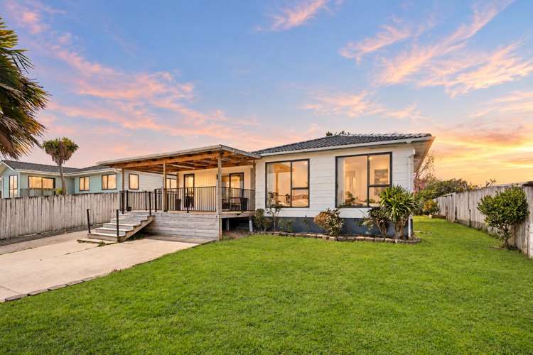 128 Shifnal Drive Randwick Park_1