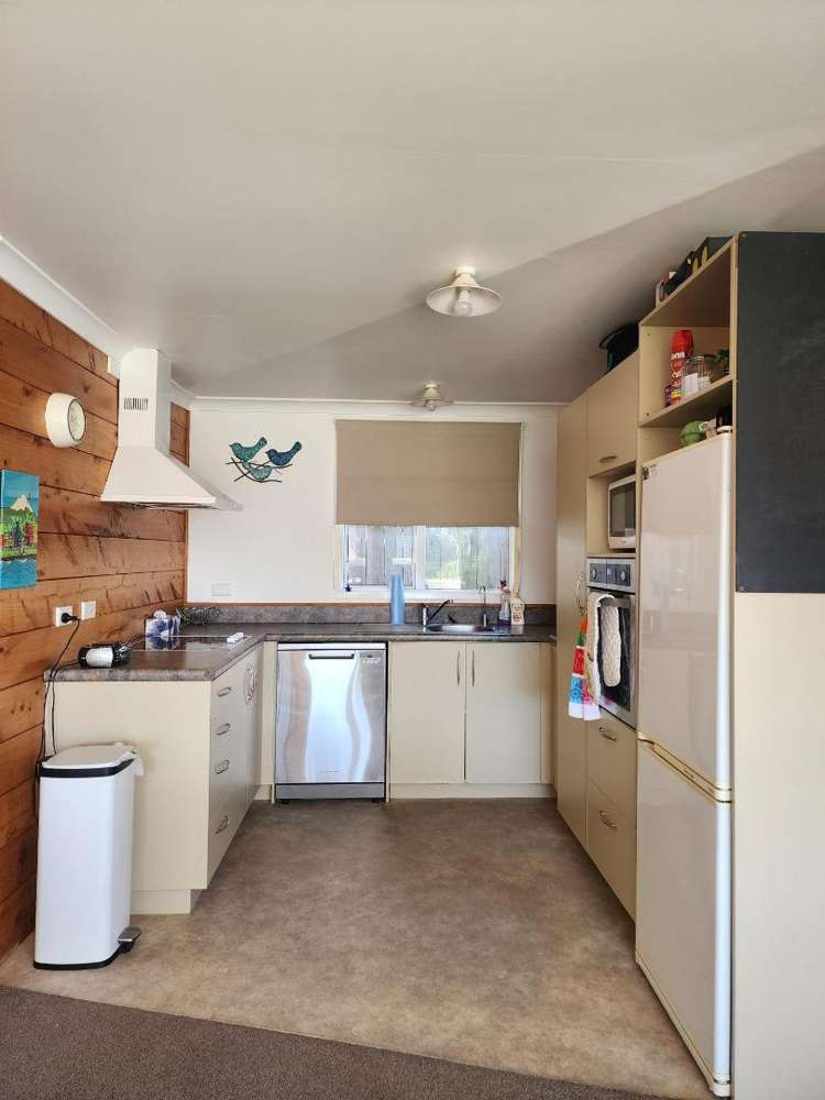 19A Pitcairn Street Oakura_9