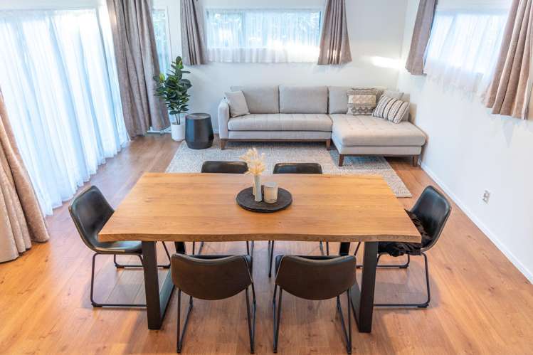 8 Roy Maloney Drive Henderson Heights_10