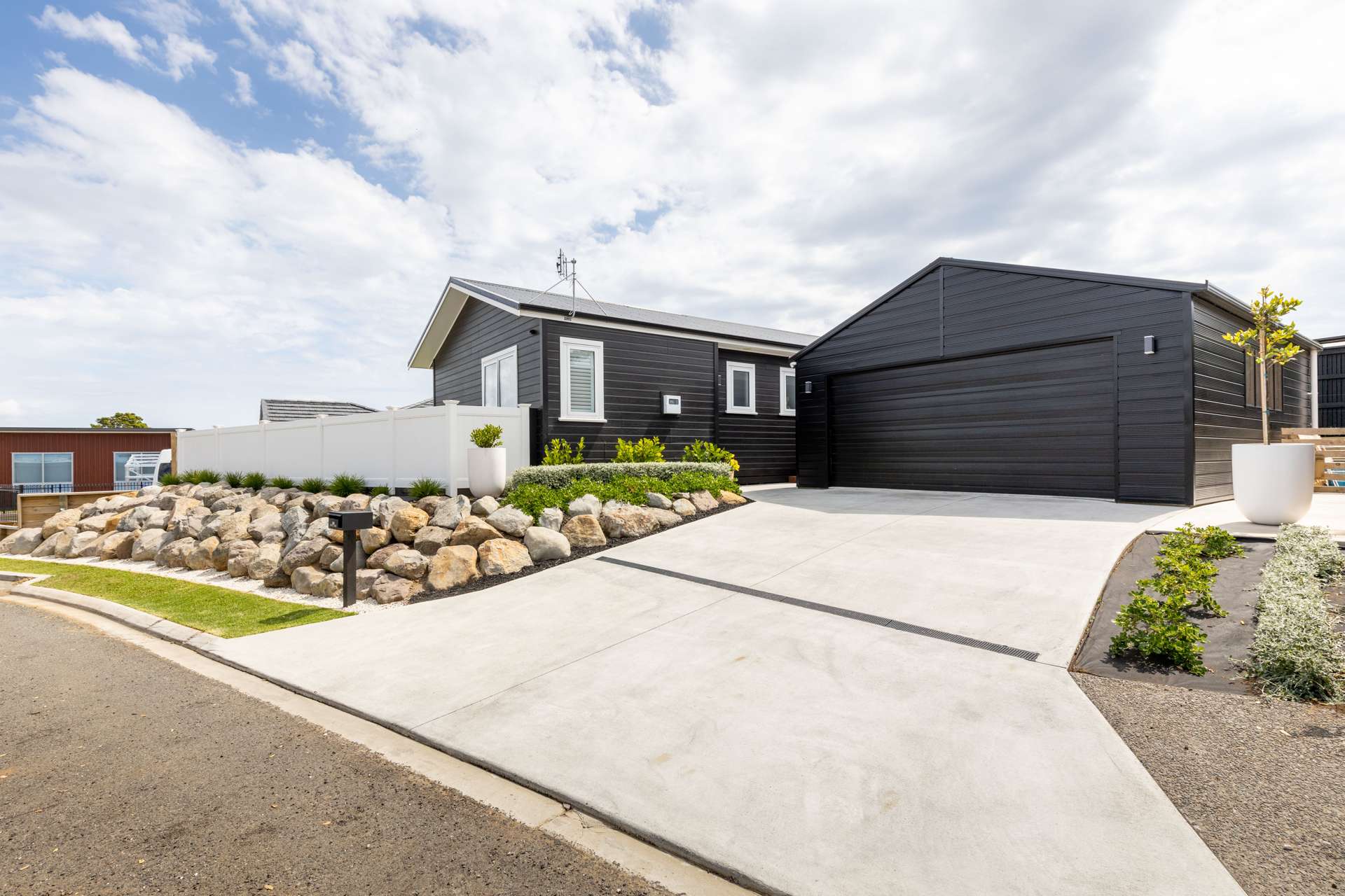 3b Hinz Lane Bell Block_0