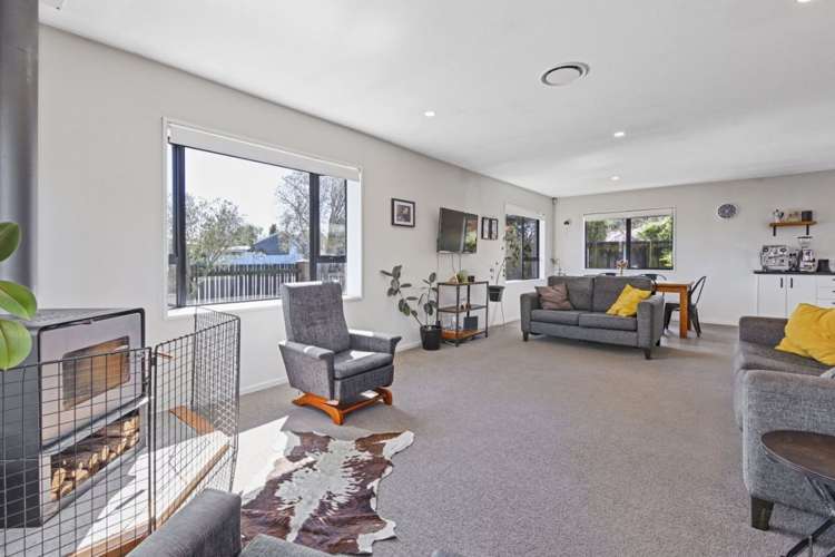 5 Somerset Place Woodend_2