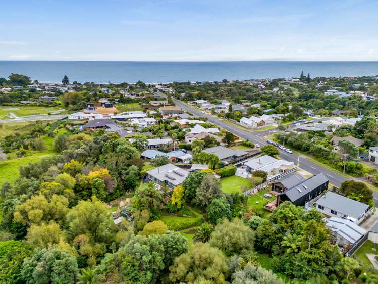 82 Wairau Road Oakura_16