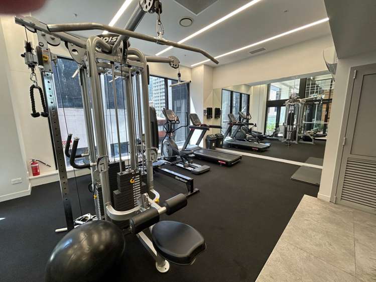 1602/75 Victoria Street West City Centre_22