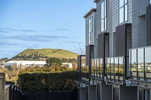 6/11 Melling Street Glen Innes_1