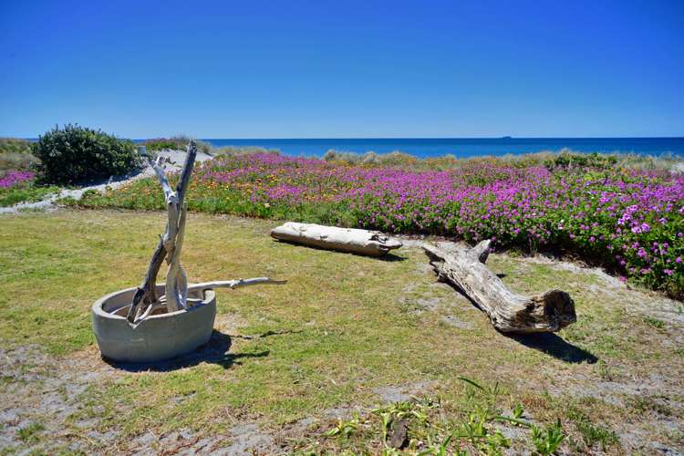 557 Pukehina Parade Pukehina_23