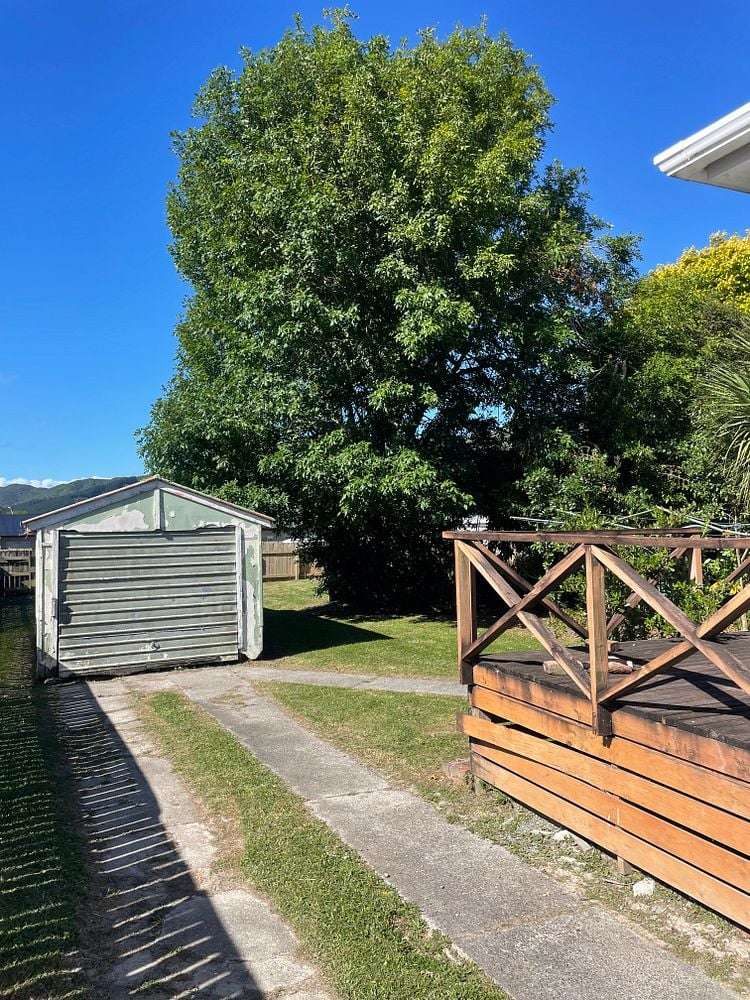 34 Wainuiomata Road Wainuiomata_1