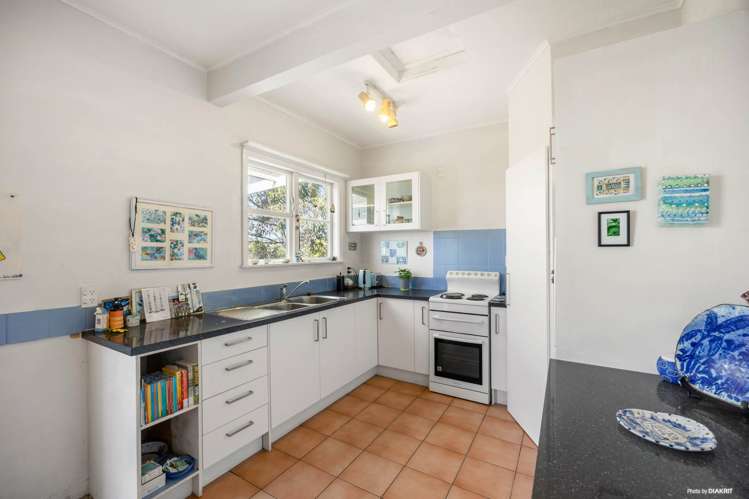 23 Te Arawa Street Orakei_11