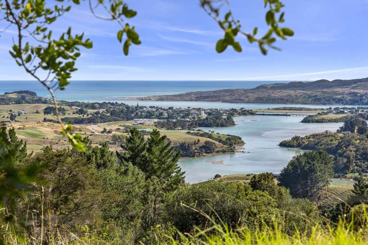 11 Somerset Lane Raglan_1