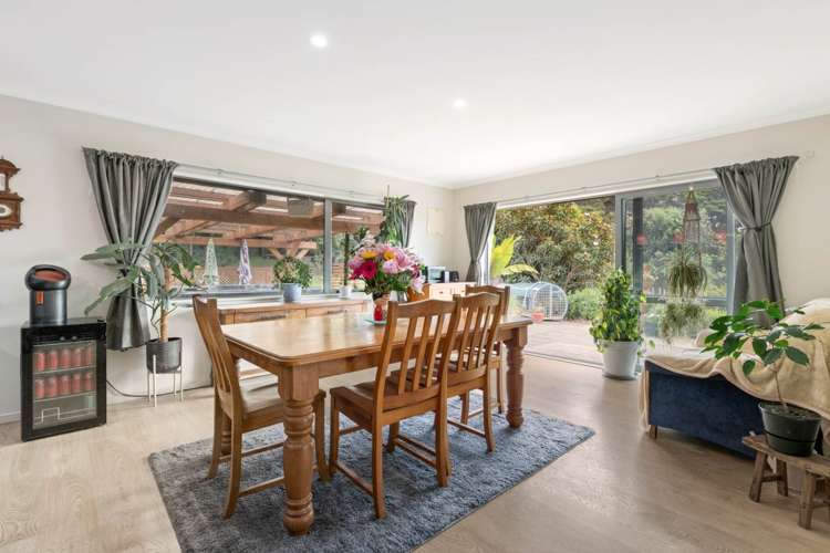 42 Urumaraki Avenue Helensville_11