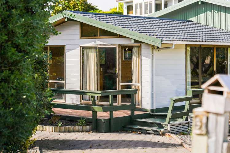 6 Tahi Road Paraparaumu Beach_21