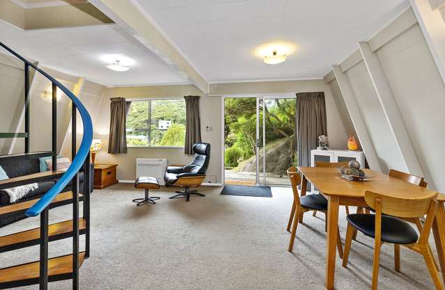 2/45 Airlie Road Plimmerton_2