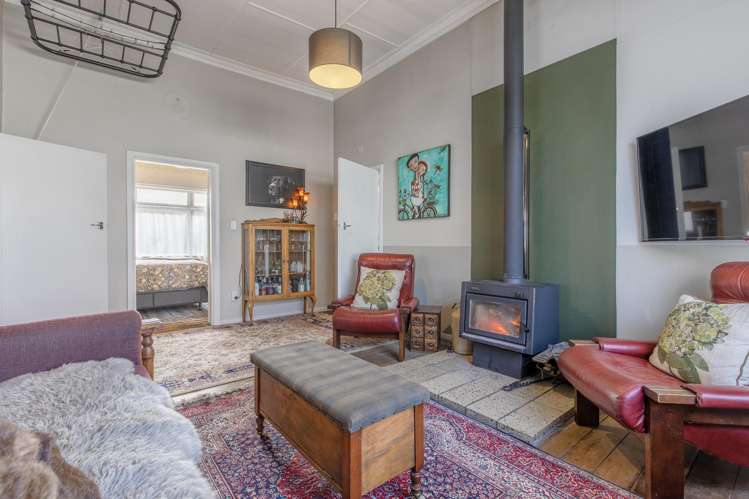 43 Gordon Street Dannevirke_3