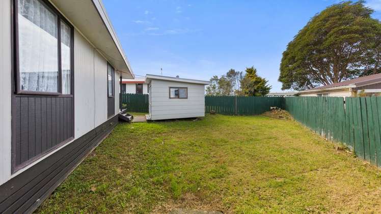 4/15 Barneys Farm Road Clendon Park_8