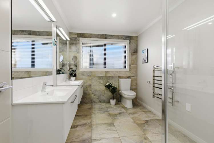 20 North Bay Road Pyes Pa_19