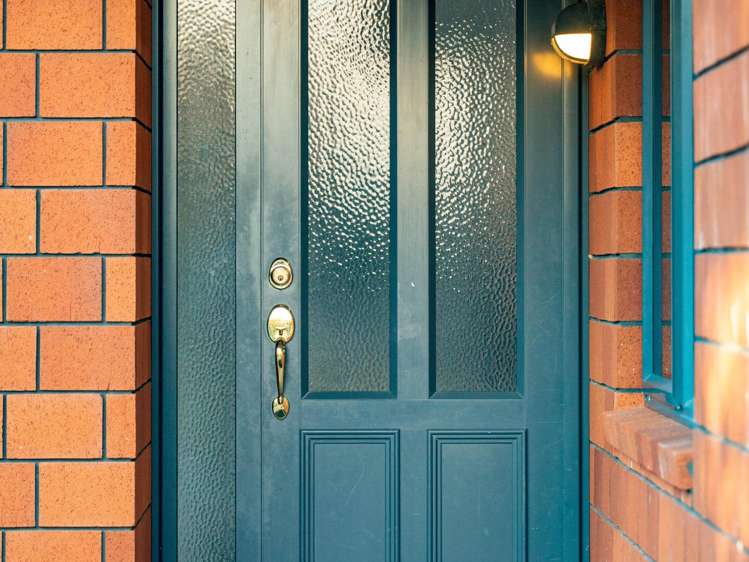 5 Chancery Close Hamilton East_24