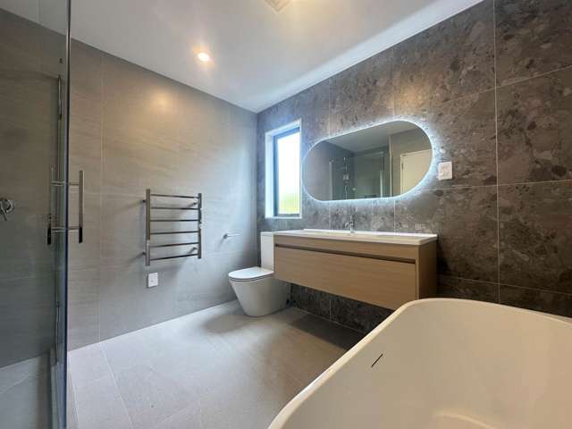10 Ara Taha Crescent Orewa_4