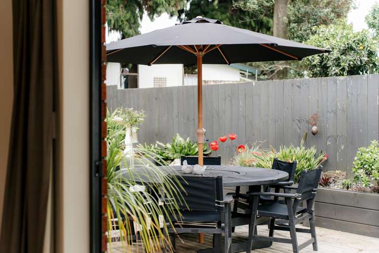 17a Callis Avenue Opaheke_2