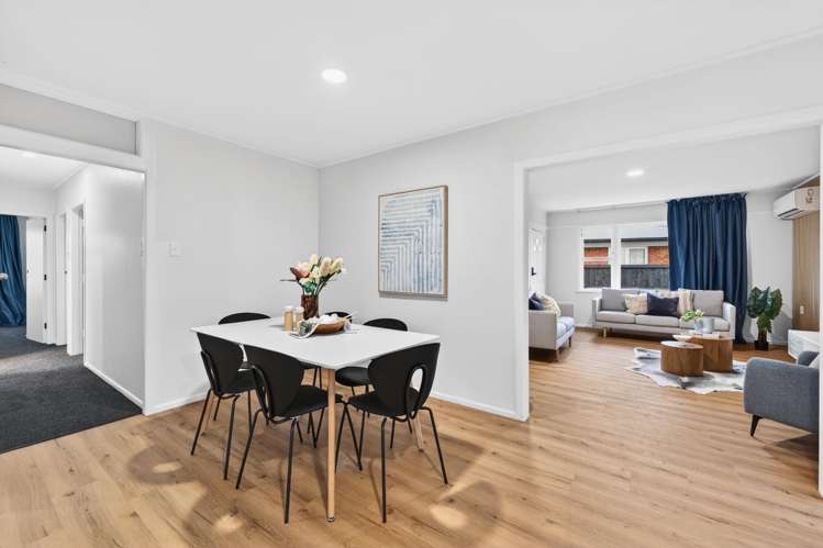 16 Fenwick Crescent Hillcrest_13