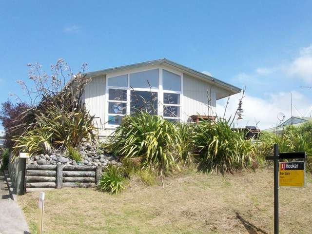 6 Manukau Road Raglan_3