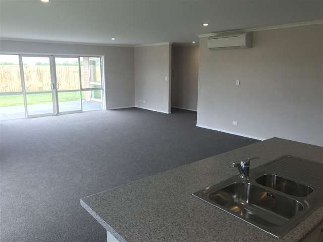 6 Azara Way Wigram_2