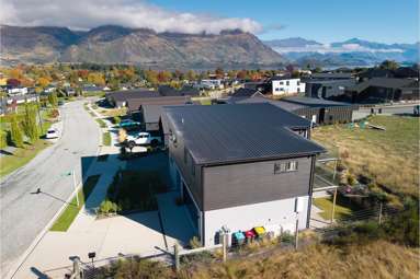 60 Kirimoko Crescent_1