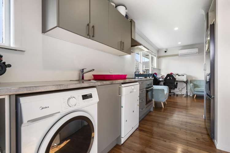 2/2 Overton Road Papatoetoe_7