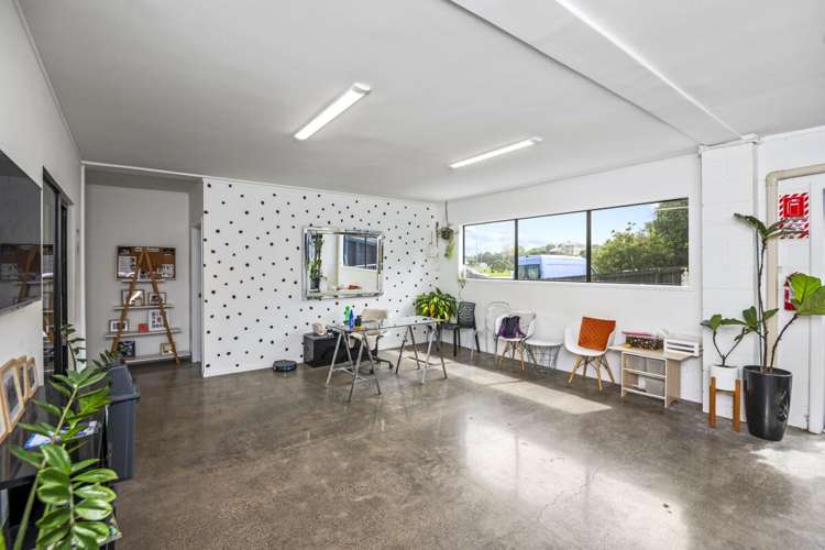 65 Barrys Point Road Takapuna_5
