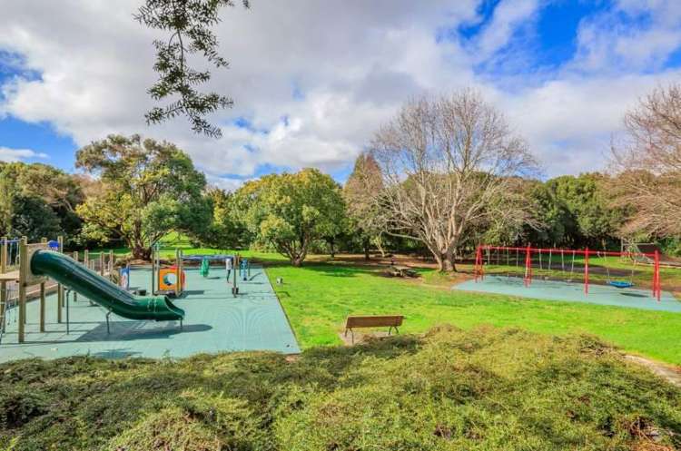 113a Grand Drive Remuera_14