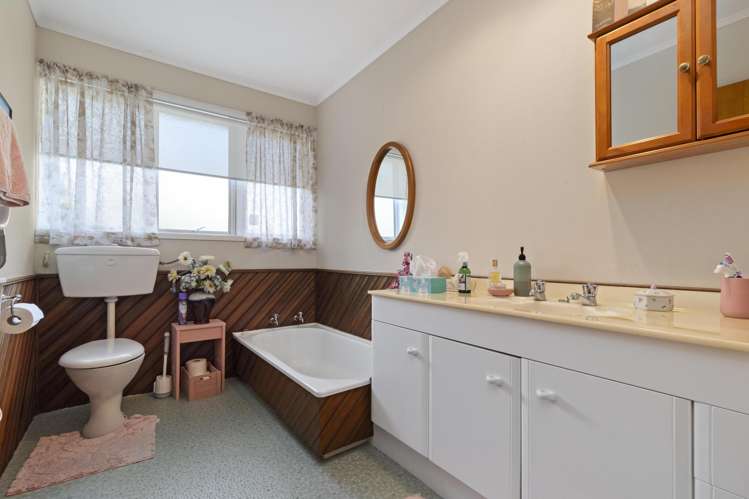 96 Cardiff Road Pakuranga_13