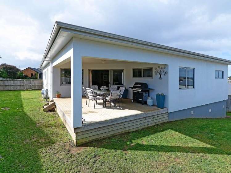 9 Sinead Court Grandview Heights_17