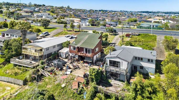 577 East Coast Road Browns Bay_11