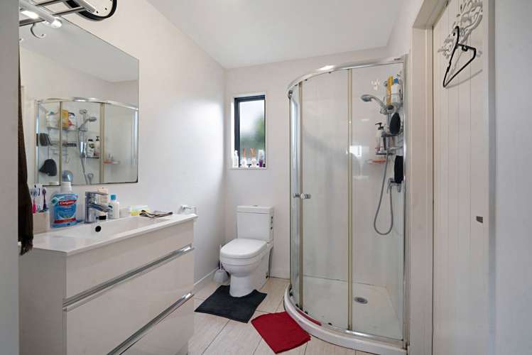 27 Kohekohe Street New Lynn_10