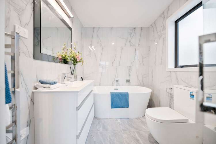 17 Hakinakina Drive Flat Bush_19