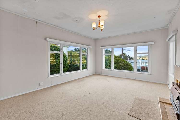 17 Hampton Hill Road Tawa_1