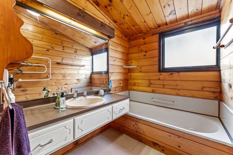 804 Whangaparaoa Road Manly_15