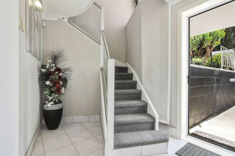 7 Lawrence Crescent Hillpark_3