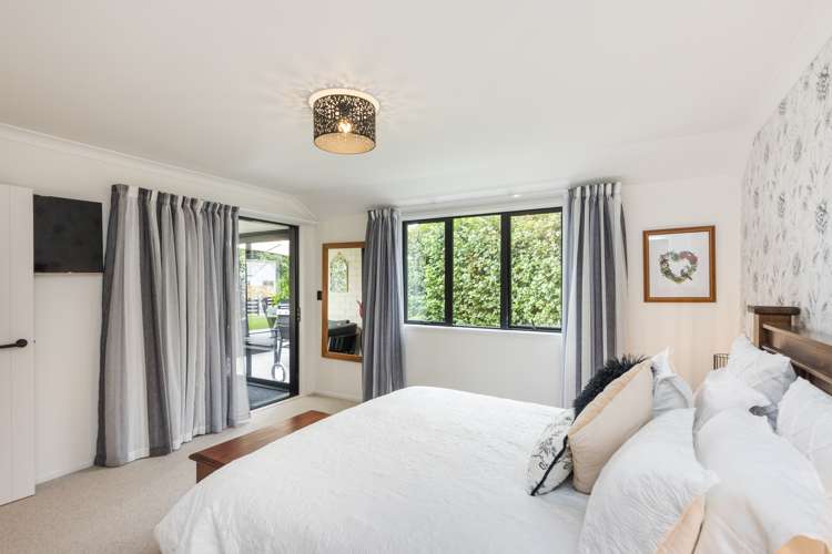 166 Pharazyn Street Feilding_11