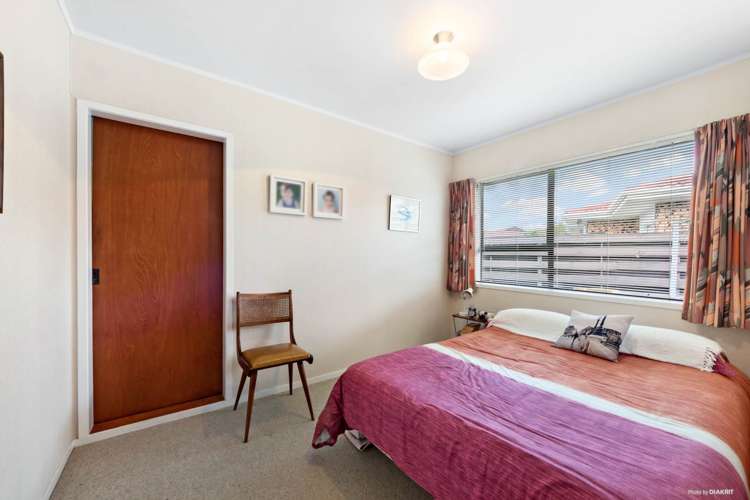 1/9 Annette Avenue Te Atatu South_7