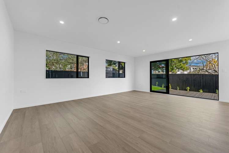 5B Janine Place Bucklands Beach_11