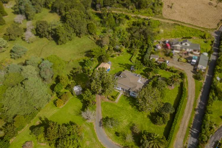 1246 Whangapoua Road SH25 Te Renga Te Rerenga ThamesCoromandel Houses for Sale One Roof