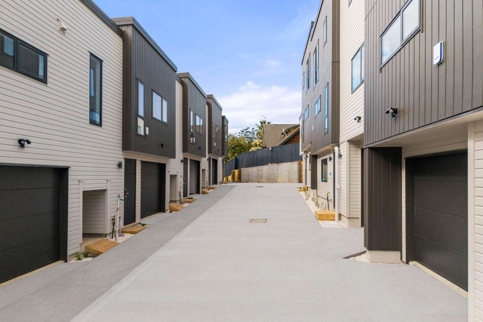 1, 2 & 3/69 Balmain Road Birkenhead_0